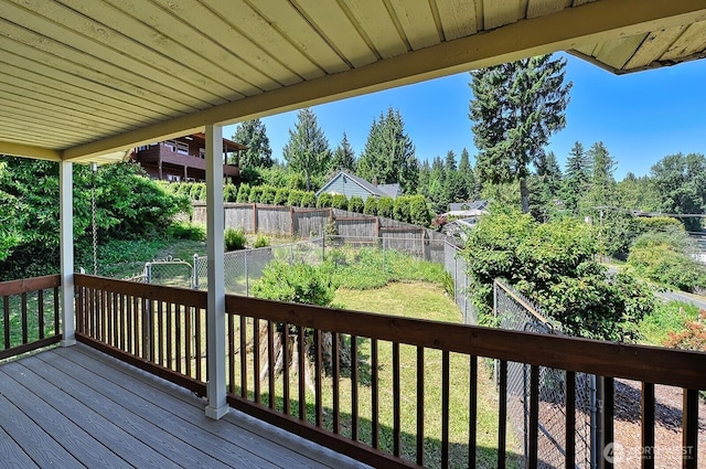2781 Lake Whatcom Blvd, Bellingham, WA 98229 - deck featuring a fenced backyard