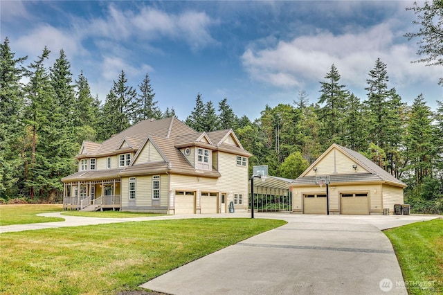 2800 Cliff St, Port Townsend, WA 98368 - view of front of house with a front yard and covered porch