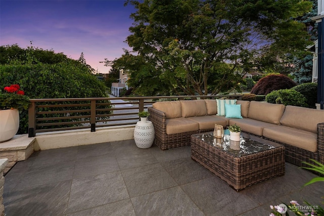 1910 Edgemont Pl W, Seattle, WA 98199 - view of patio / terrace featuring outdoor lounge area