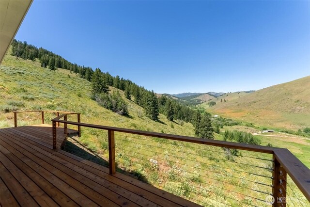 427 Rendezvous Rd, Winthrop, WA 98862 - wooden terrace with a mountain view