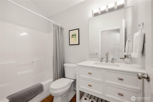 244 N Emerson Ave, Wenatchee, WA 98801 - bathroom with vanity, shower / tub combo with curtain, wood finished floors, and lofted ceiling