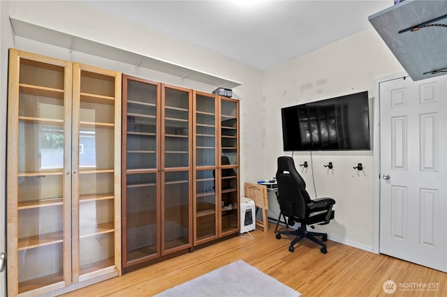 2415 Cedar St, Everett, WA 98201 - office area with wood finished floors