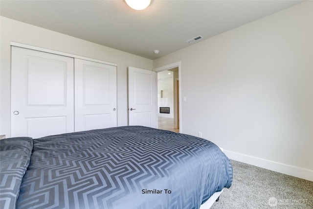 4246 W Sandy Ct, Moses Lake, WA 98837 - bedroom with carpet flooring and a closet