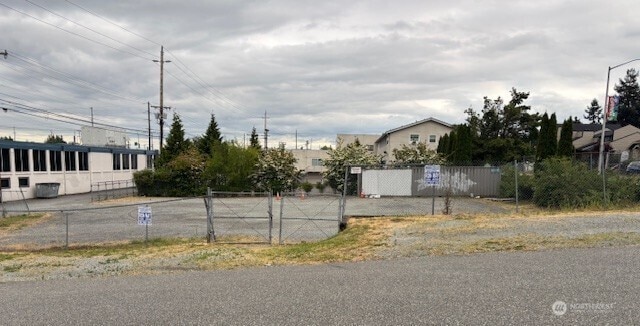 3401 Broadway Ave, Everett, WA 98201 - photo 3