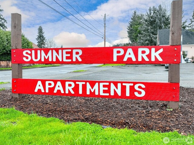 5303 Parker Rd E, Sumner, WA 98390 - exterior view