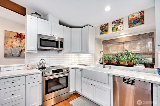 10413 NE Brackenwood Ln, Bainbridge Island, WA 98110 - photo 9