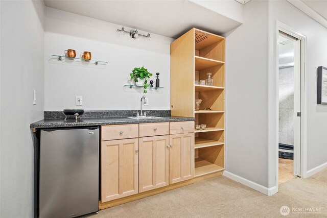 28440 Sound View Dr S, Des Moines, WA 98198 - indoor wet bar featuring fridge, light colored carpet, and baseboards