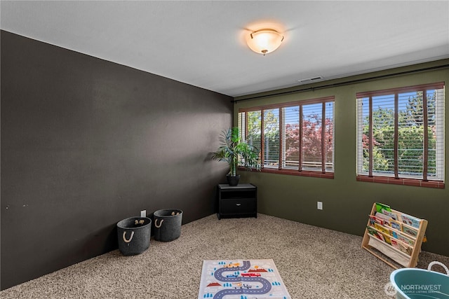 3651 School St, Wenatchee, WA 98801 - playroom with carpet