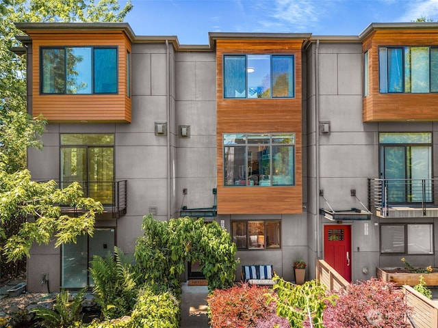 203 20th Ave E, Seattle, WA 98112 - view of front of property
