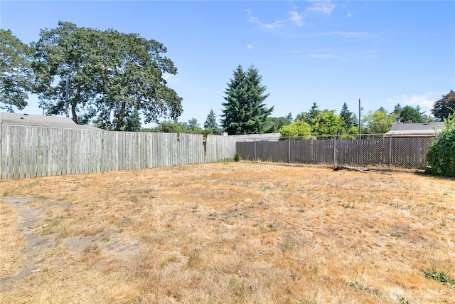 10405 12th Avenue Ct S, Tacoma, WA 98444 - view of fenced backyard