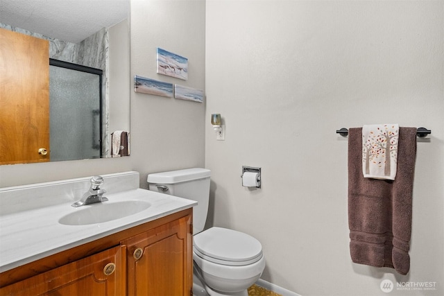 209 Old Hill Rd, Aberdeen, WA 98520 - bathroom with a stall shower and vanity