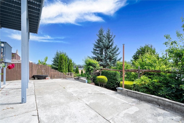 9422 49th Ave S, Seattle, WA 98118 - view of patio / terrace