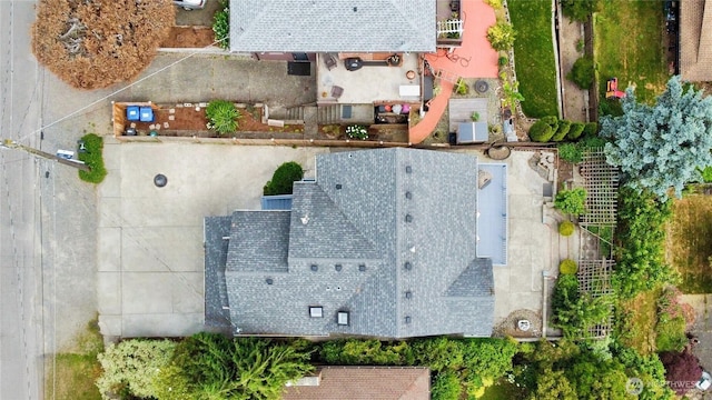 9422 49th Ave S, Seattle, WA 98118 - drone / aerial view