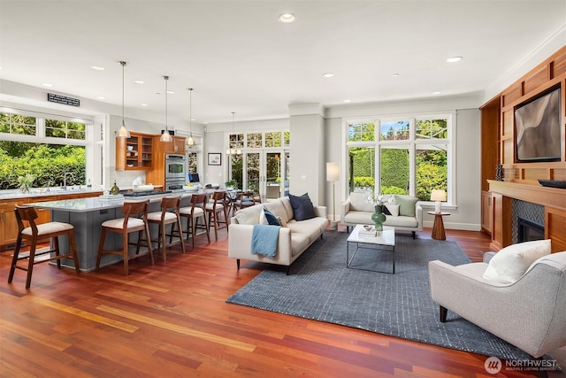 8418SE 44th St, Mercer Island, WA 98040 - living room featuring wood finished floors and recessed lighting