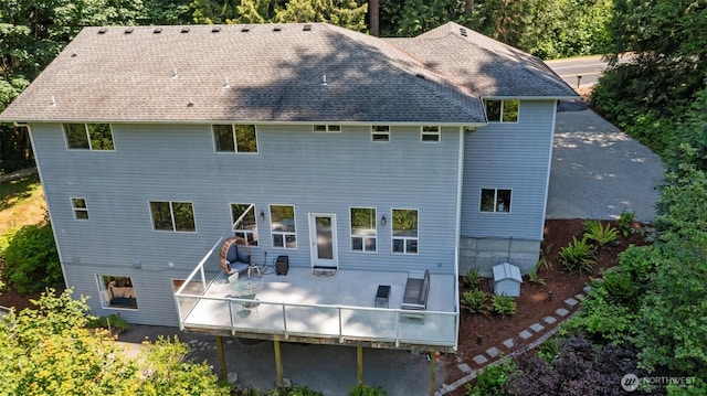 6117 Ames Lake Carnation Rd NE, Carnation, WA 98014 - back of property with roof with shingles