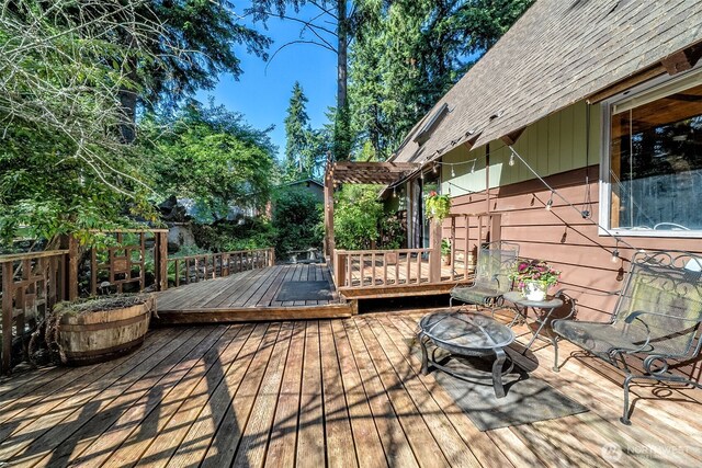 17924 E Clear Lake Blvd SE, Yelm, WA 98597 - deck featuring a pergola