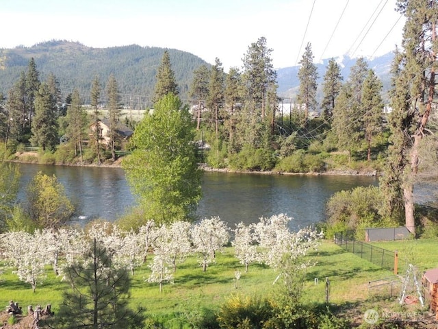 9291 Pakascwa Rd, Peshastin, WA 98847
