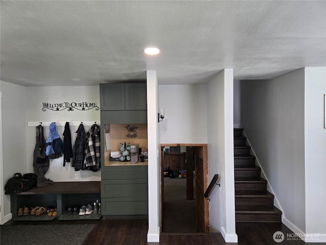 4776 Prairie Ln, Sedro Woolley, WA 98284 - mudroom featuring dark wood-style flooring, baseboards, a textured ceiling, and recessed lighting