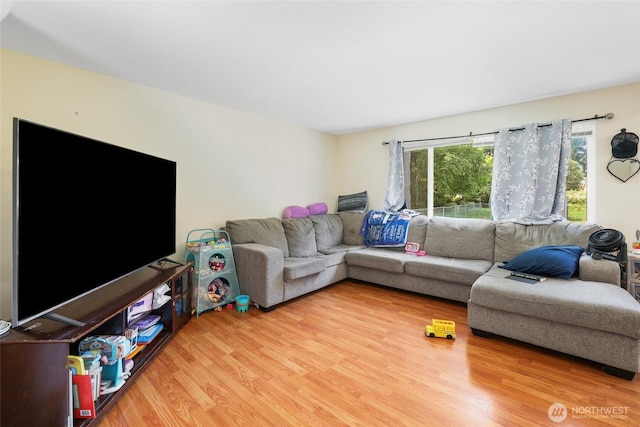 643 School St SE, Lacey, WA 98503 - living area with wood finished floors