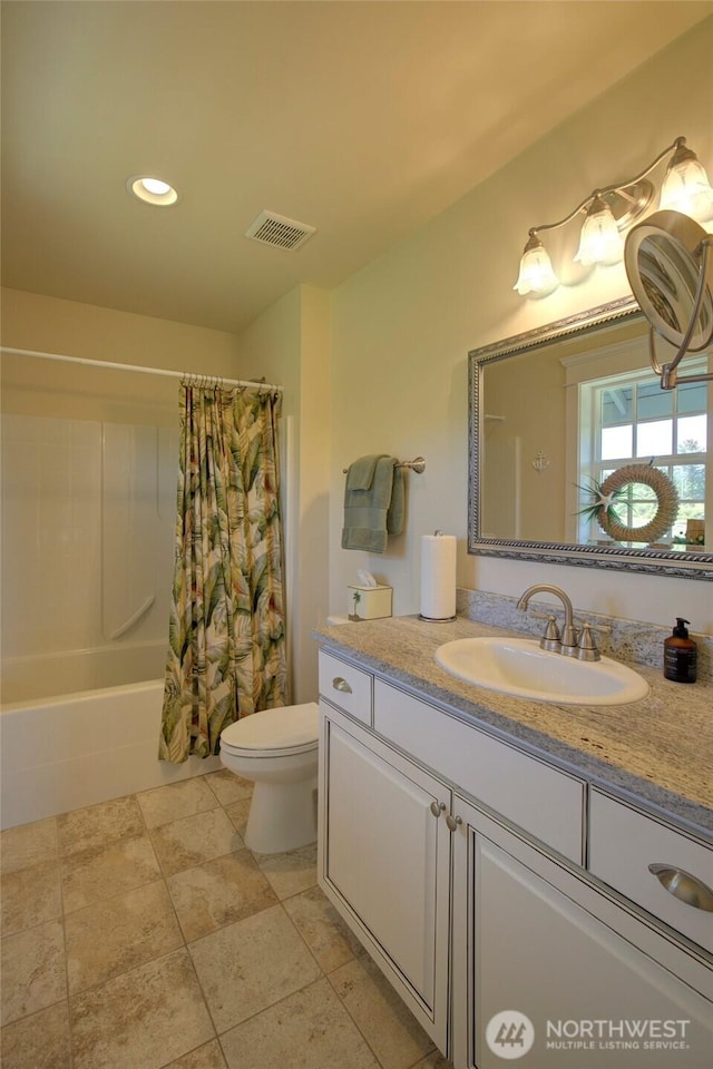 30 Chauncey Ln W, Pacific Beach, WA 98571 - bathroom with vanity, shower / tub combo with curtain, and recessed lighting