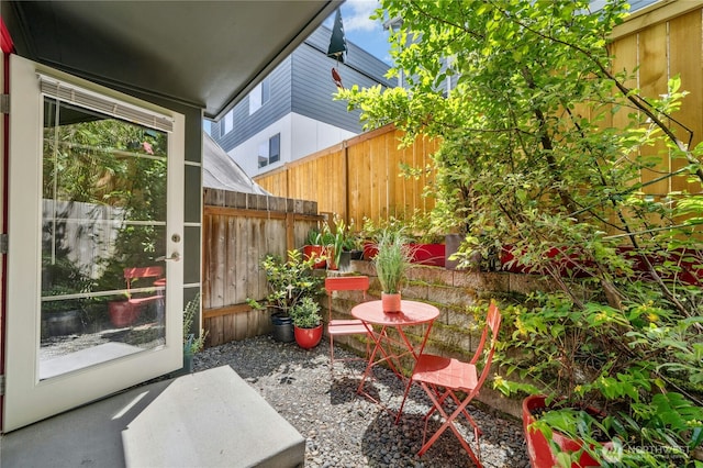4795 35th Ave S Unit B, Seattle, WA 98118 - view of patio / terrace