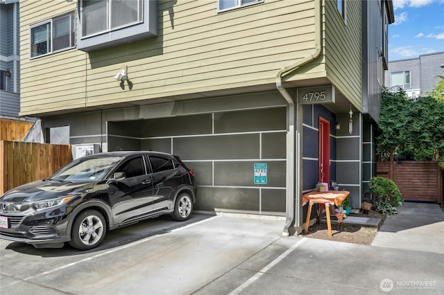 4795 35th Ave S Unit B, Seattle, WA 98118 - view of garage