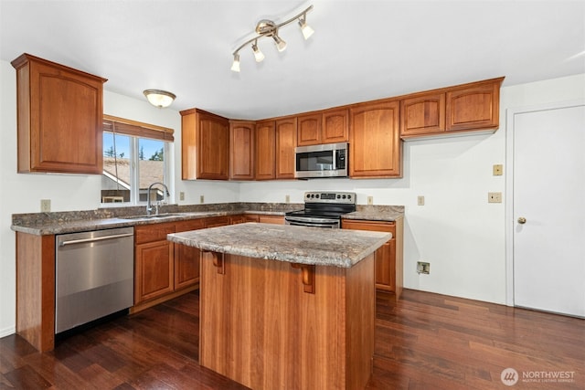 444 Marine View Pl, Camano Island, WA 98282 - photo 8