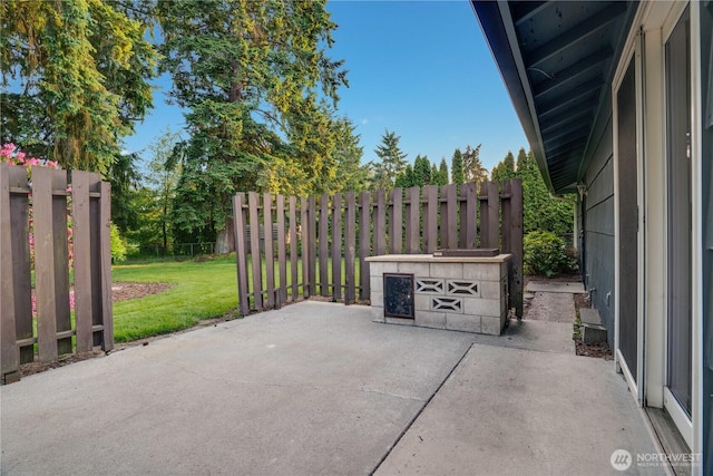 1202 Brookdale Rd E, Tacoma, WA 98445 - view of patio
