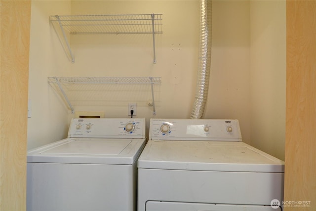 3929 152nd Pl SE, Bothell, WA 98012 - laundry room featuring separate washer and dryer