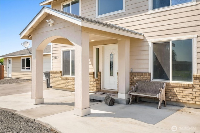2352 W Covey Dr, Othello, WA 99344 - property entrance featuring brick siding
