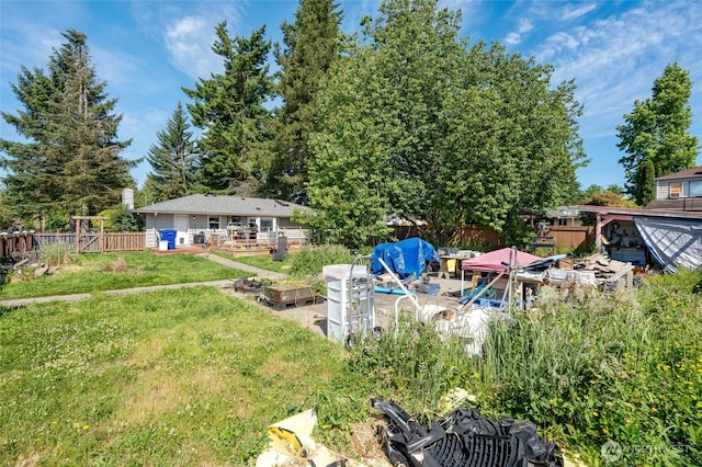 10825 4th Ave W, Everett, WA 98204 - fenced backyard with a deck