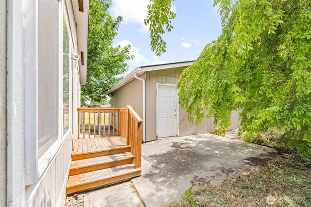 140 Big Sky Ln, Sequim, WA 98382 - entrance to property featuring a patio