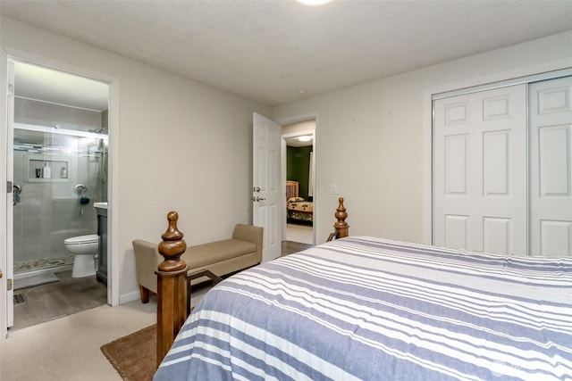 23310 133rd Ct SE, Kent, WA 98042 - carpeted bedroom featuring a closet and connected bathroom