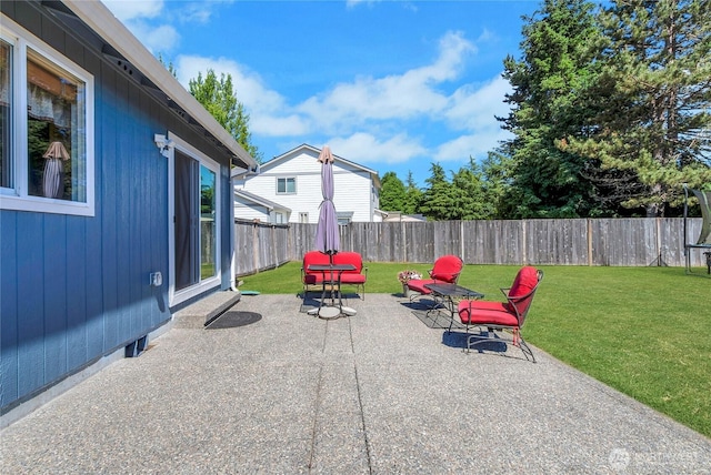 25320 153rd St E, Buckley, WA 98321 - view of patio / terrace