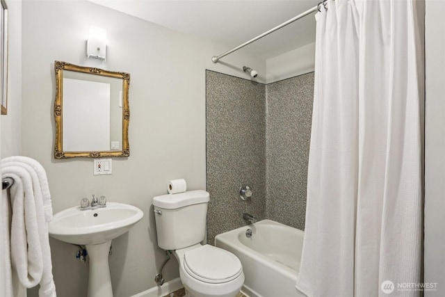 1535 NE 107th St, Seattle, WA 98125 - full bathroom featuring shower / bath combo with shower curtain and toilet