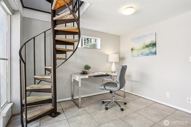 1535 NE 107th St, Seattle, WA 98125 - tiled home office featuring baseboards