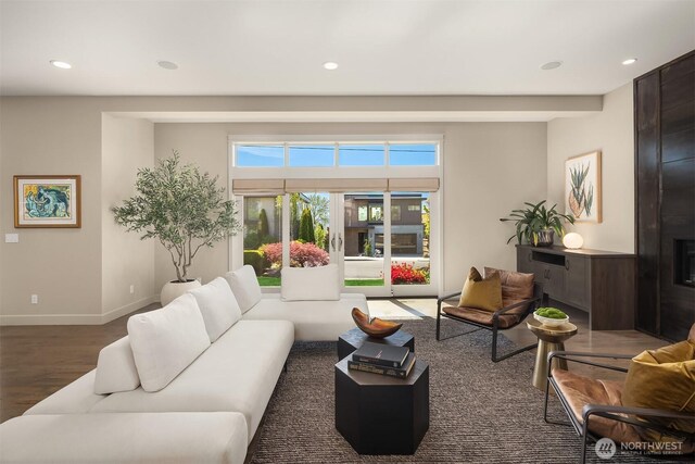 212 5th Ave W, Kirkland, WA 98033 - living room with wood finished floors, recessed lighting, and baseboards