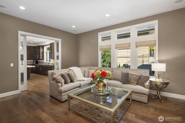 212 5th Ave W, Kirkland, WA 98033 - living room featuring healthy amount of natural light, baseboards, dark wood finished floors, and recessed lighting