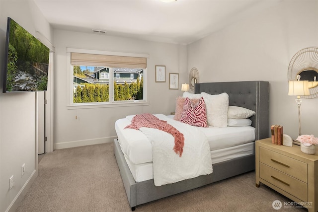 212 5th Ave W, Kirkland, WA 98033 - carpeted bedroom featuring baseboards
