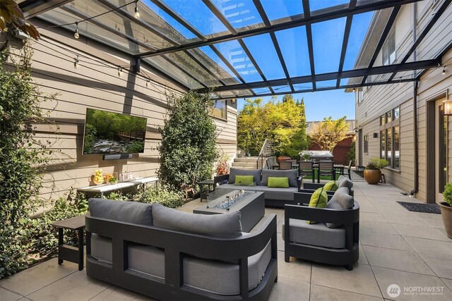 212 5th Ave W, Kirkland, WA 98033 - view of patio / terrace with outdoor lounge area, a pergola, and a grill