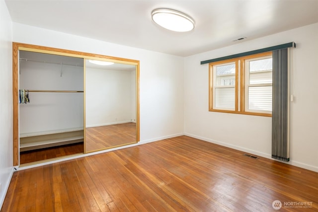 819 1st St, Cle Elum, WA 98922 - unfurnished bedroom featuring a closet and hardwood / wood-style floors