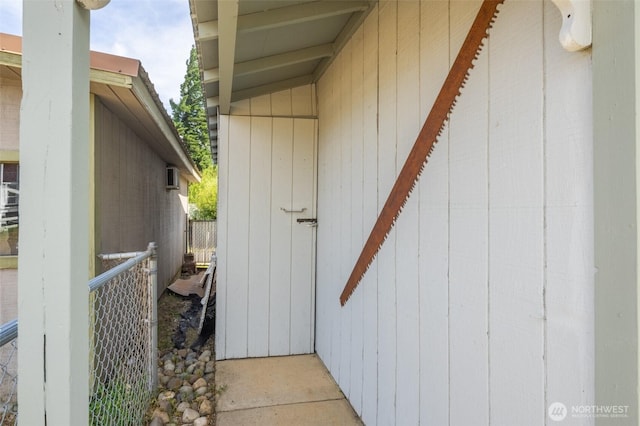 819 1st St, Cle Elum, WA 98922 - view of exterior entry