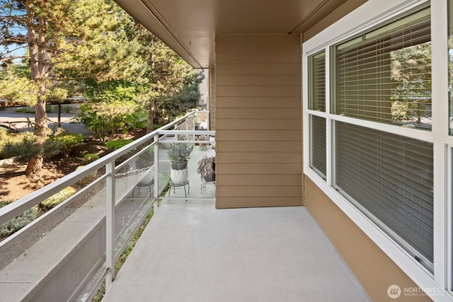 22910 90th Ave W Unit B306, Edmonds, WA 98026 - view of balcony