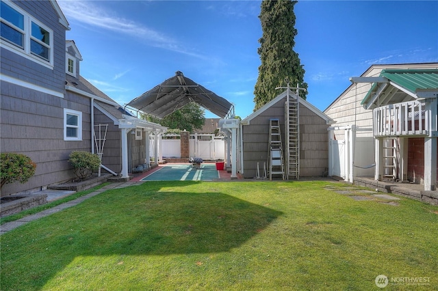 1016 N Madison St, Tacoma, WA 98406 - view of fenced backyard