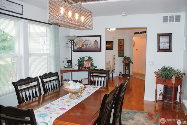 3081 Wild Goose Rd NE, Moses Lake, WA 98837 - dining room featuring wood finished floors and baseboards