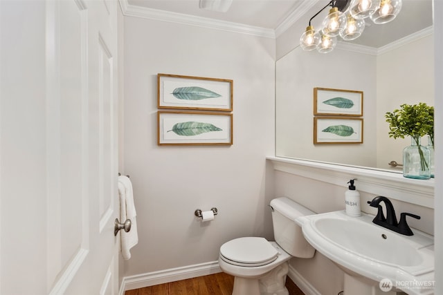 11734 167th Ct NE, Redmond, WA 98052 - bathroom featuring wood finished floors, ornamental molding, and a chandelier