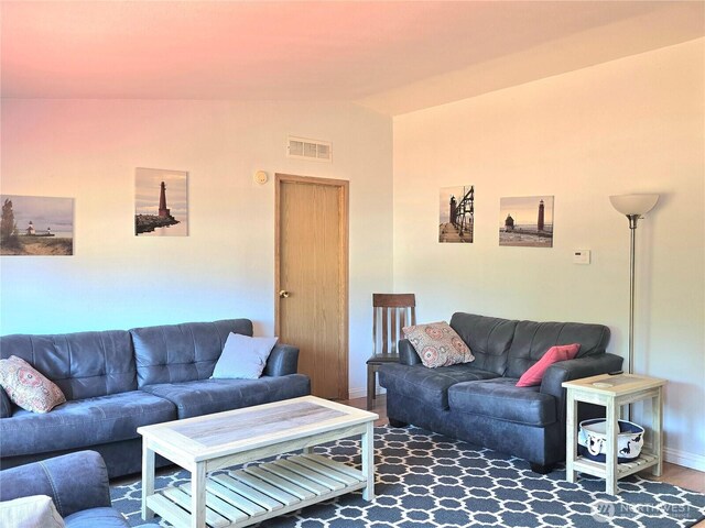 507 E Pacific Ave, Westport, WA 98595 - photo 15