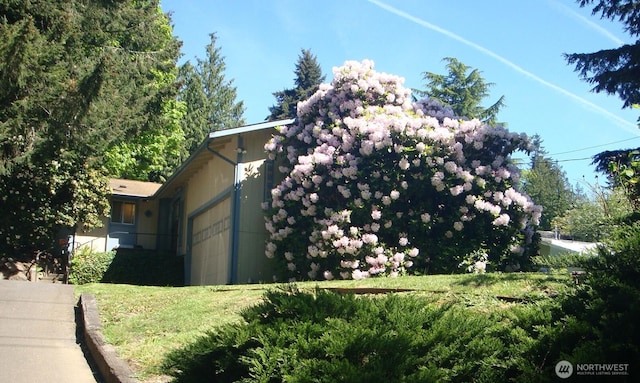 22230 100th Ave SE, Kent, WA 98031 - view of home's exterior with a garage