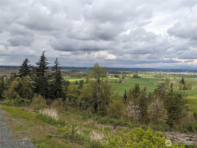 4135 Kamphouse Dr, Sumas, WA 98295