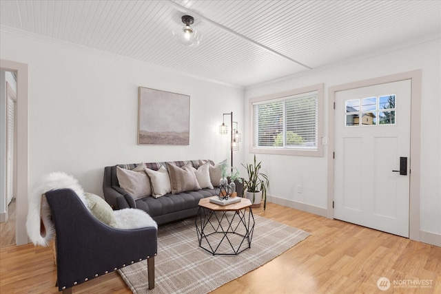1115Avenue A, Snohomish, WA 98290 - living area featuring light wood-type flooring and crown molding